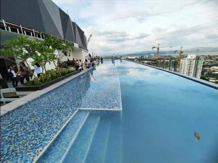 Aeon Towers Studio Suite Davao City Екстериор снимка